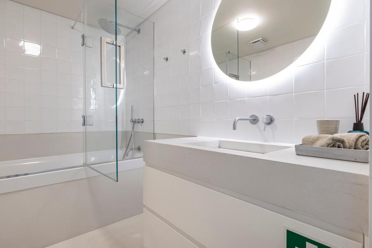 Deluxe 2Bdr Apartment W/ Patio By Lovelystay Lisboa المظهر الخارجي الصورة