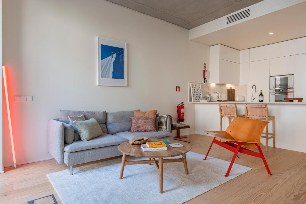 Deluxe 2Bdr Apartment W/ Patio By Lovelystay Lisboa المظهر الخارجي الصورة